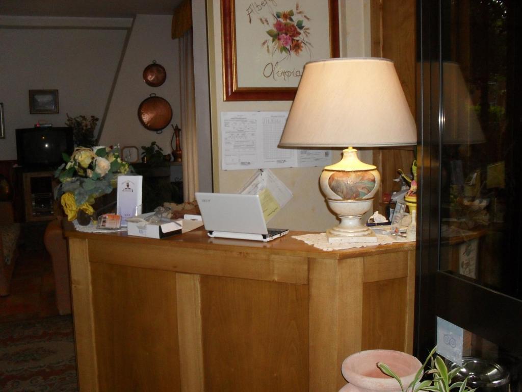 Albergo Ristorante Olimpia Abbadia San Salvator Luaran gambar