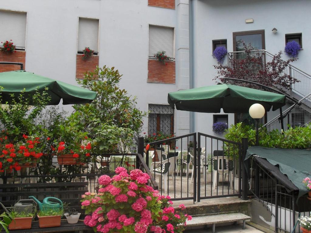 Albergo Ristorante Olimpia Abbadia San Salvator Luaran gambar